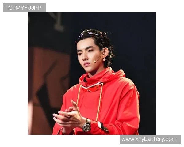 足球场上的魅力风采男星帅气瞬间尽显青春活力